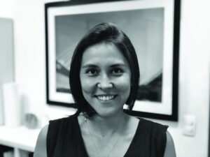 * Ana Carolina Senday atua há mais de 12 anos na área de supply chain, com passagem pela empresa de consultoria Accenture, conduzindo projetos junto a grandes fabricantes de bens de consumo e redes de varejo. Especialista em desenho de processos, trabalha atualmente na Blue Software, empresa que desenvolve ferramentas on-line para gestão de processos de embalagens